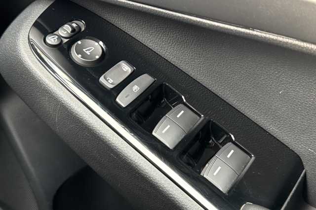 Honda HR-V Hybrid 1.5 eHEV Advance eCVT 