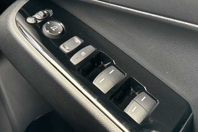 Honda HR-V Hybrid 1.5 eHEV Advance eCVT 