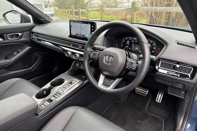 Honda Civic Hybrid 2.0 eHEV Advance eCVT 