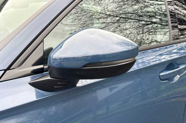 Honda Civic Hybrid 2.0 eHEV Advance eCVT 