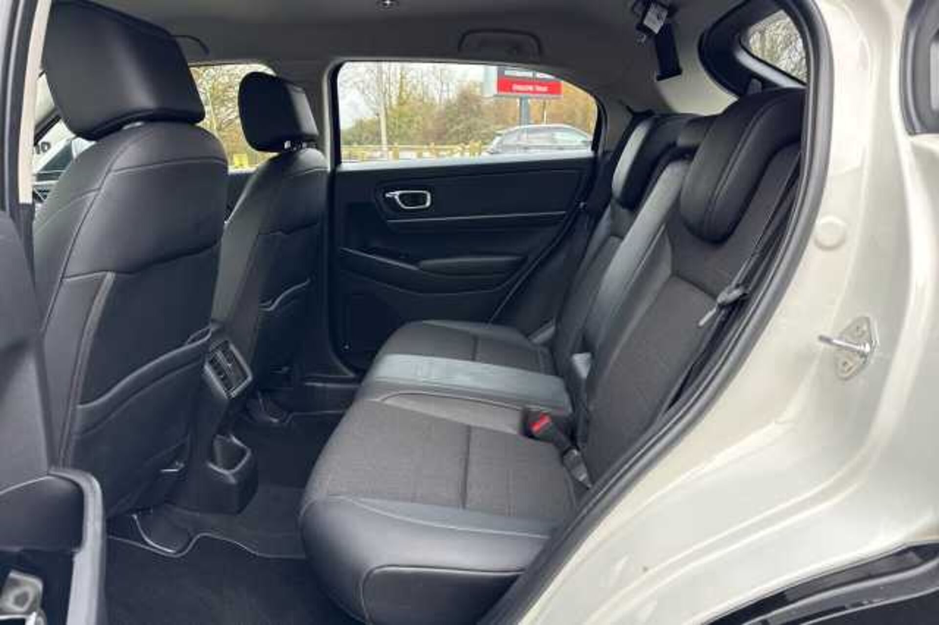 Honda HR-V Hybrid 1.5 eHEV Advance eCVT 