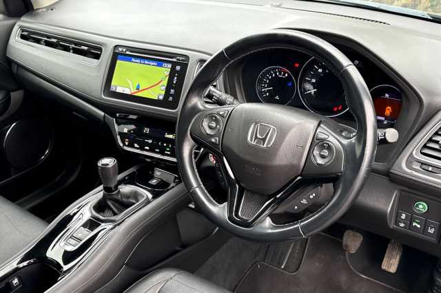Honda HR-V 1.5 i-VTEC EX Manual 