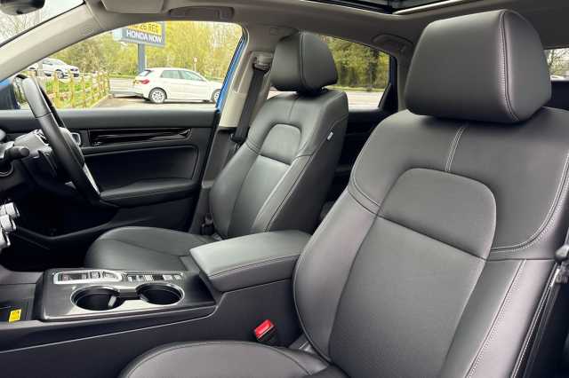Honda Civic Hybrid 2.0 eHEV Advance 5dr CVT 