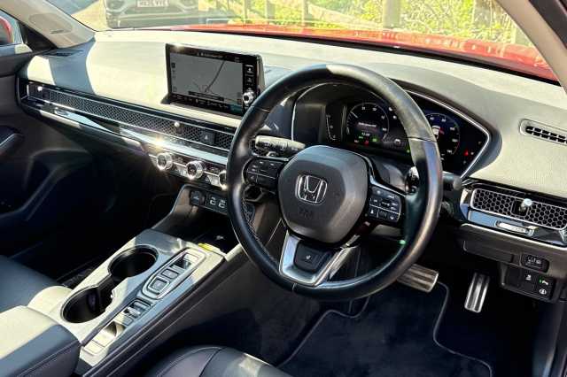 Honda Civic Hybrid 2.0 eHEV Advance eCVT 