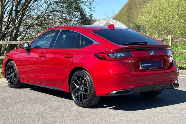 Honda Civic Hybrid 2.0 eHEV Advance eCVT 