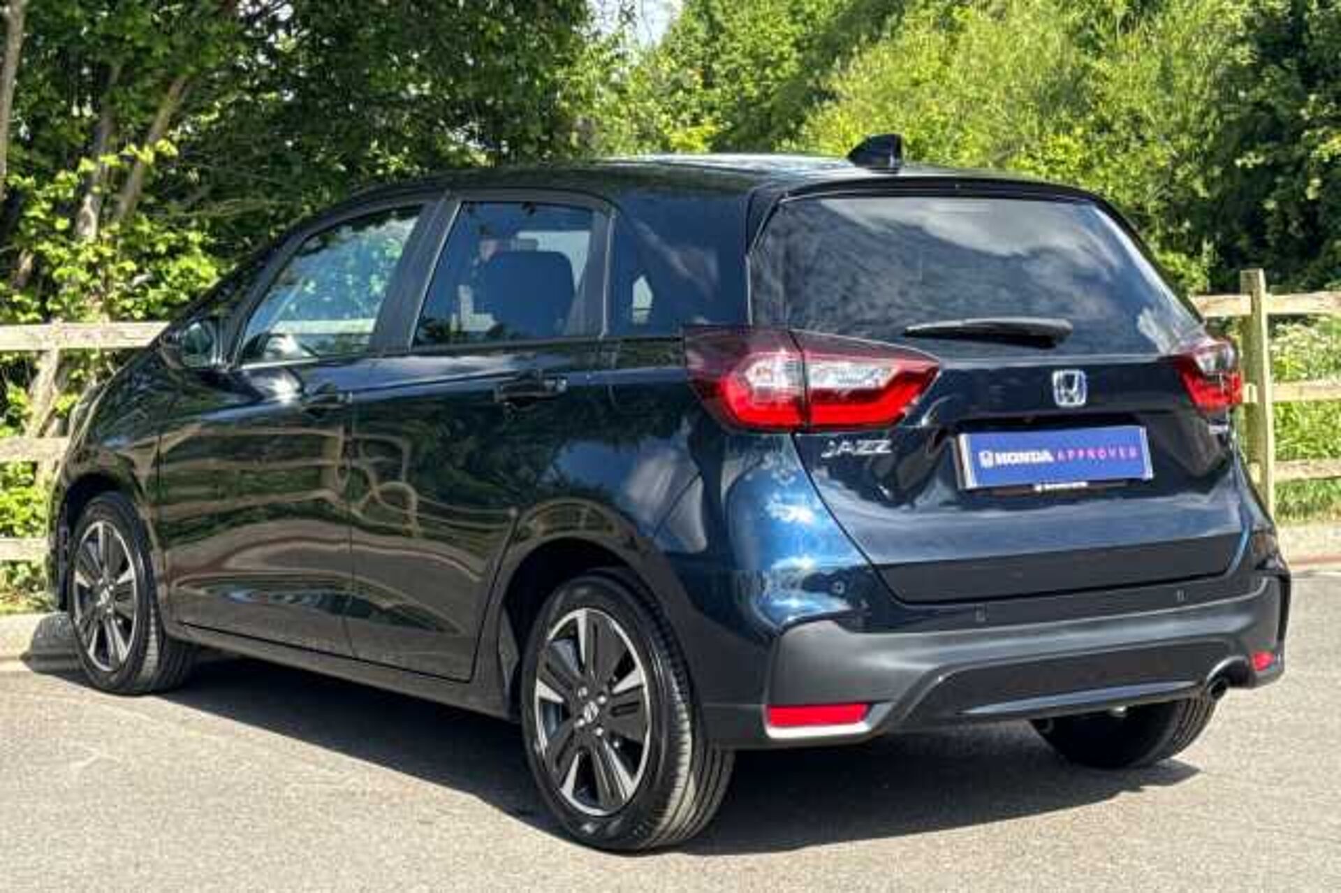 Honda Jazz Hybrid 1.5 i-MMD Advance eCVT 