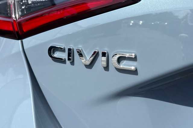 Honda Civic Hybrid 2.0 eHEV Advance eCVT 