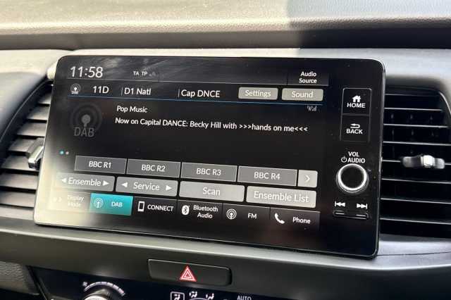 Honda Jazz Hybrid 1.5 i-MMD SR eCVT 