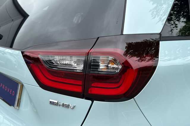 Honda Jazz Hybrid 1.5 i-MMD Crosstar Advance eCVT 