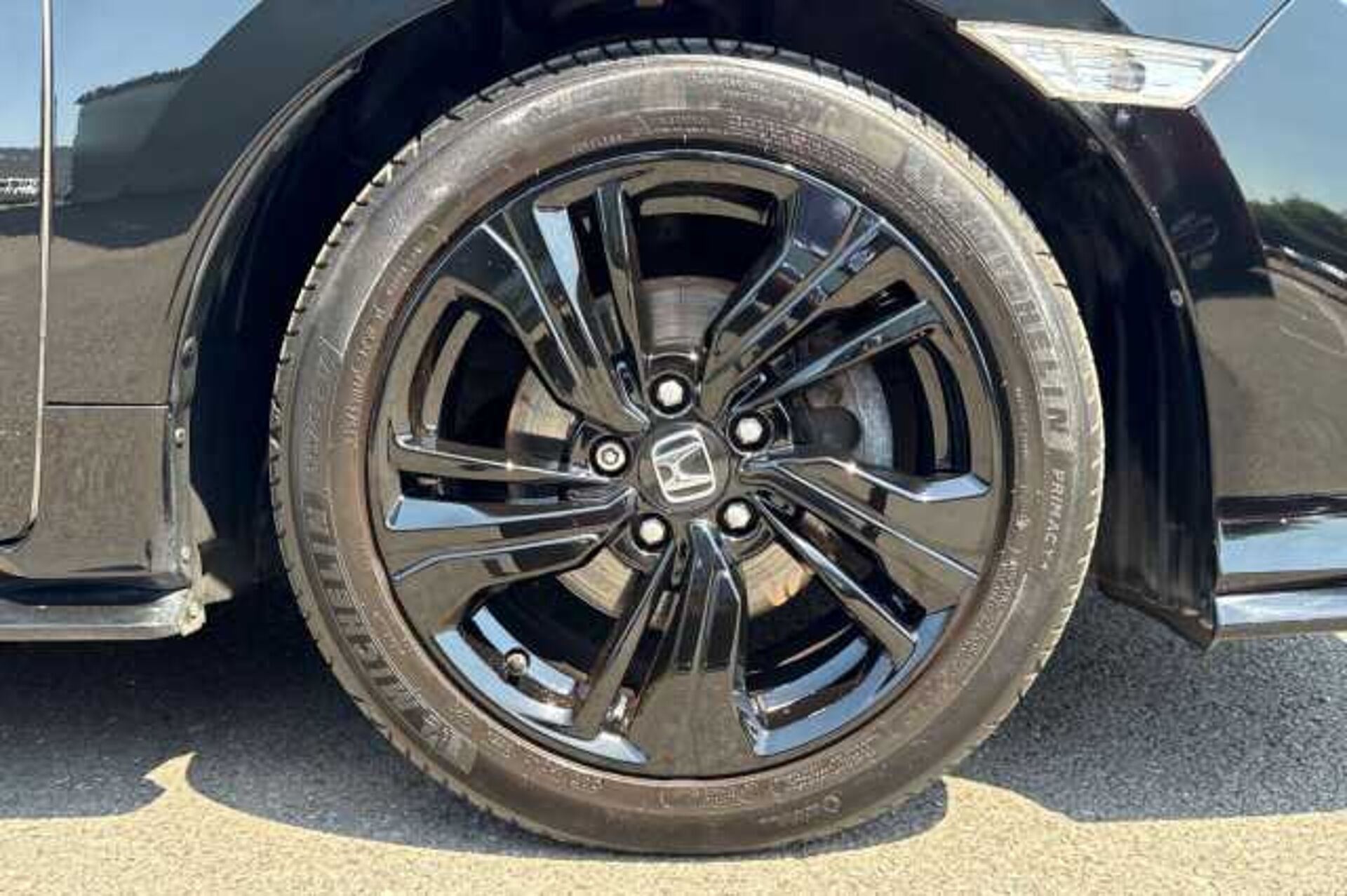 Honda Civic 1.5 VTEC Turbo Sport Manual 