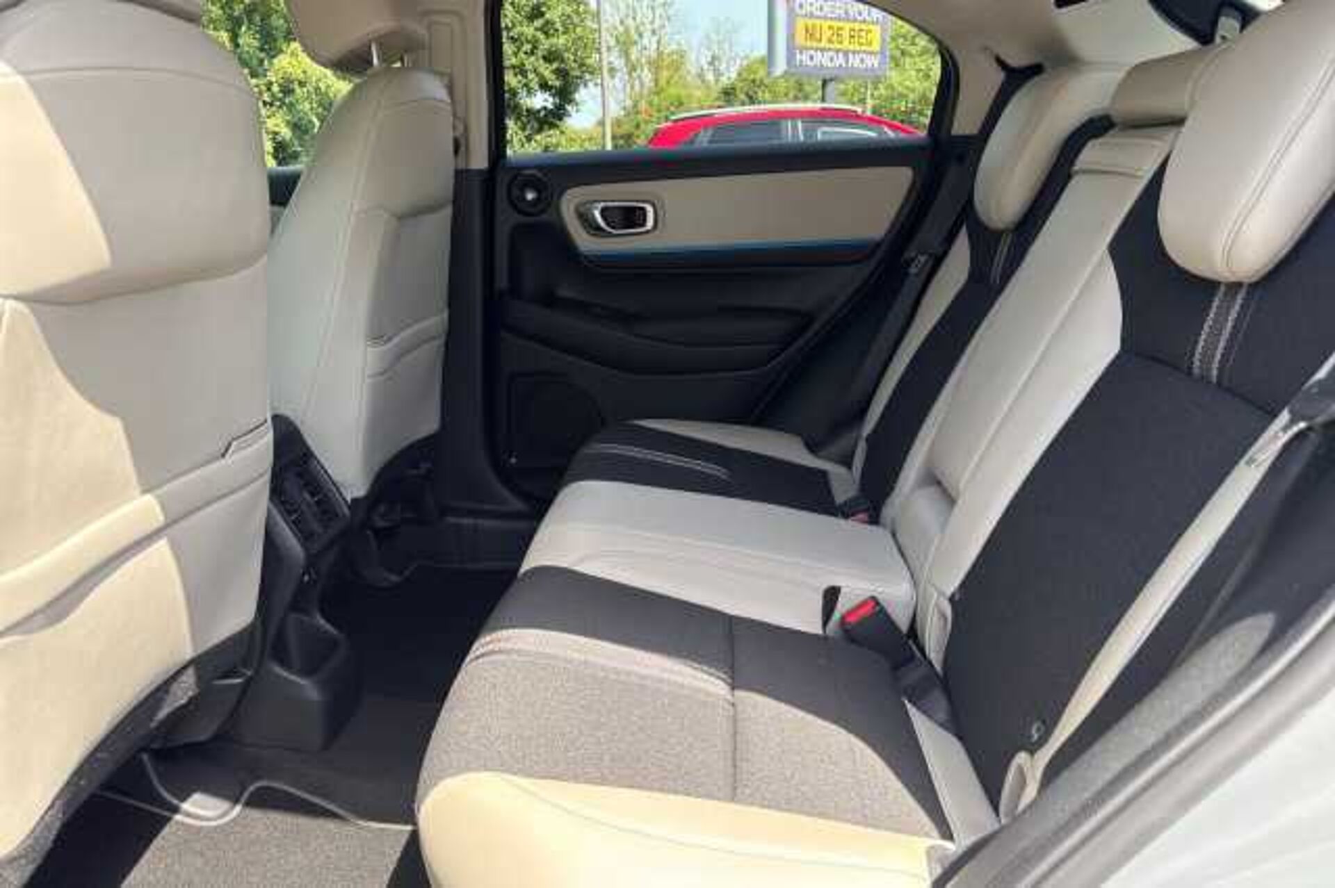 Honda HR-V Hybrid 1.5 eHEV Advance Style eCVT 