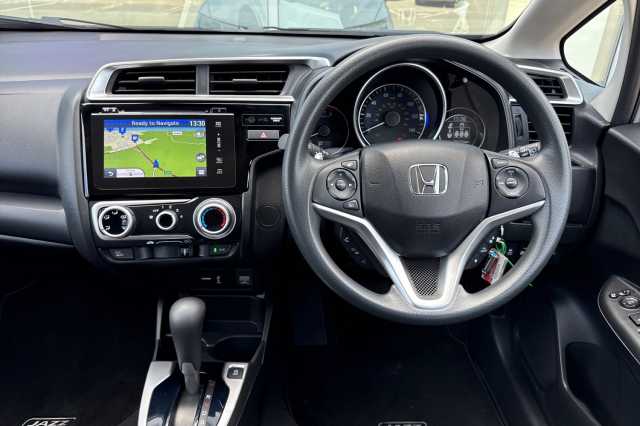 Honda Jazz 1.3 i-VTEC SE Navi CVT 
