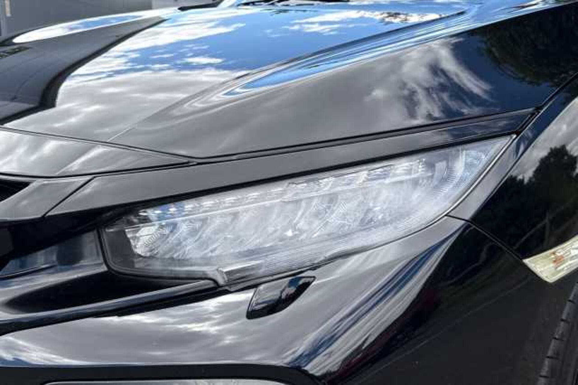 Honda Civic 1.5 VTEC Turbo Sport Manual 