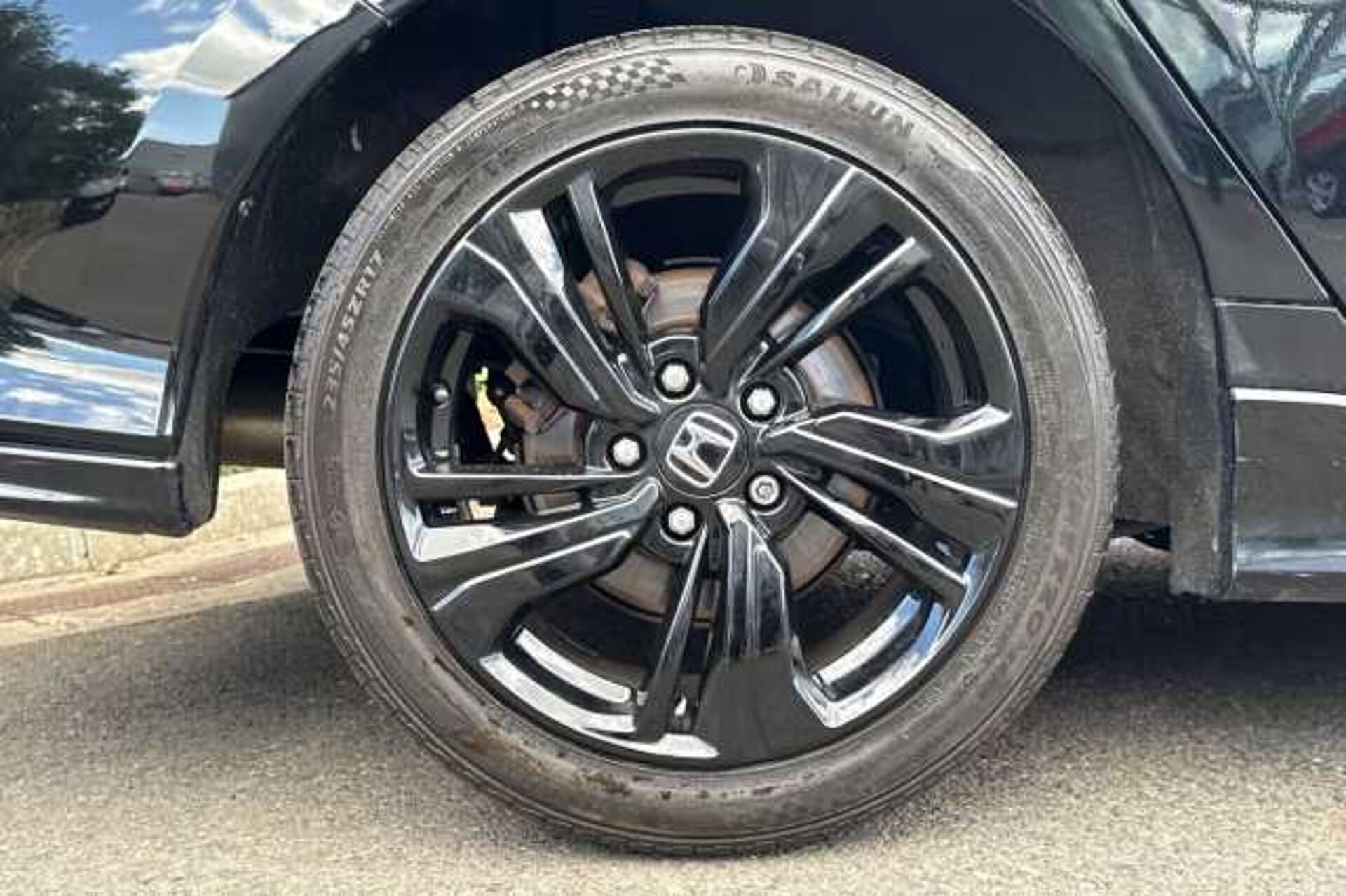 Honda Civic 1.5 VTEC Turbo Sport Manual 