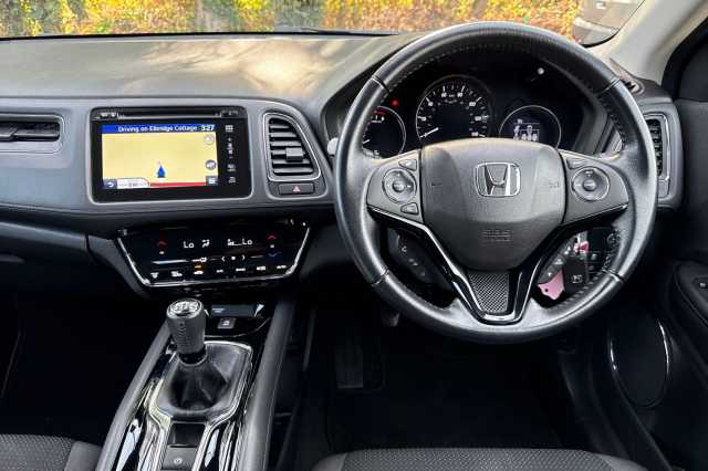 Honda HR-V 1.5 i-VTEC SE Manual 