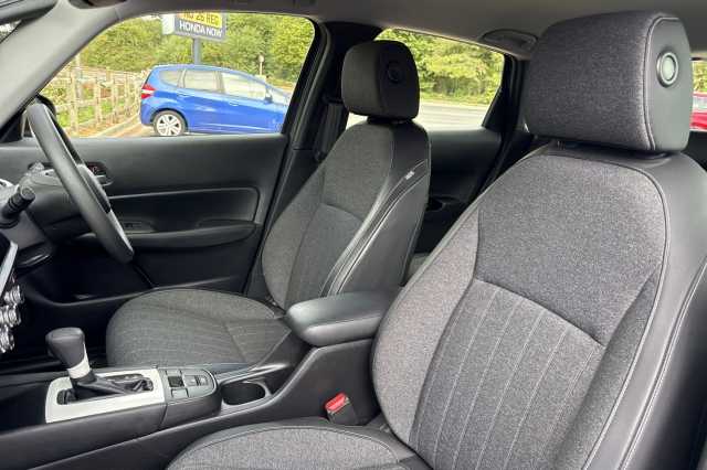 Honda Jazz Hybrid 1.5 i-MMD SR eCVT 