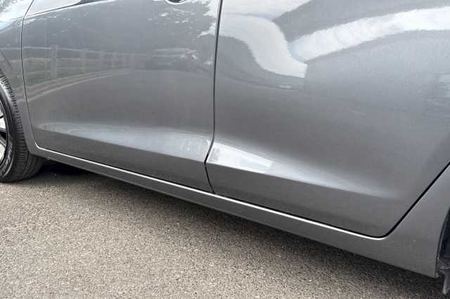 Honda Jazz Hybrid 1.5 i-MMD SR eCVT 