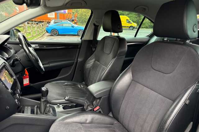 SKODA Octavia 2.0 TDI CR SE L 5dr Manual 