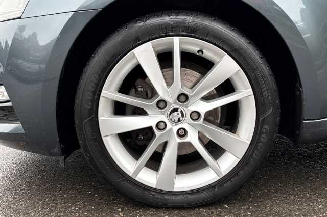 SKODA Octavia 2.0 TDI CR SE L 5dr Manual 