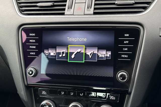 SKODA Octavia 2.0 TDI CR SE L 5dr Manual 