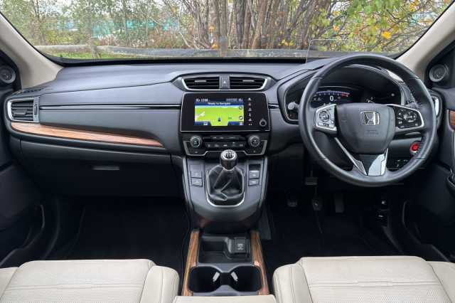 Honda CR-V 1.5 VTEC Turbo EX Manual 