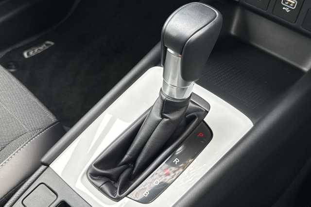 Honda Jazz Hybrid 1.5 i-MMD Crosstar Advance eCVT 