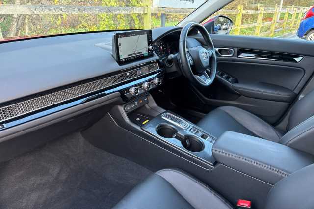 Honda Civic Hybrid 2.0 eHEV Advance eCVT 