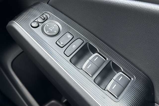 Honda Civic Hybrid 2.0 eHEV Advance eCVT 