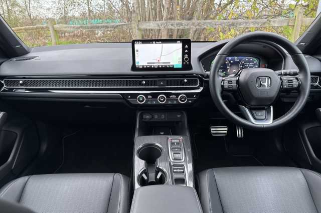 Honda Civic Hybrid 2.0 eHEV Advance eCVT 