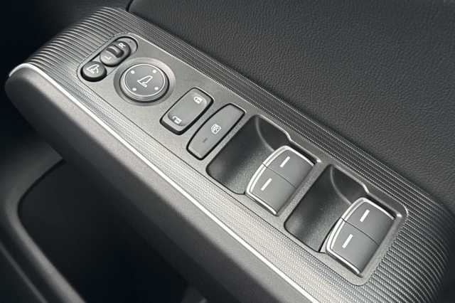 Honda Civic Hybrid 2.0 eHEV Advance eCVT 