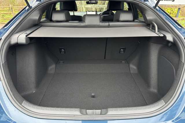 Honda Civic Hybrid 2.0 eHEV Advance eCVT 