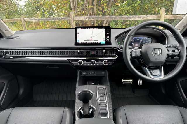 Honda Civic Hybrid 2.0 eHEV Advance eCVT 