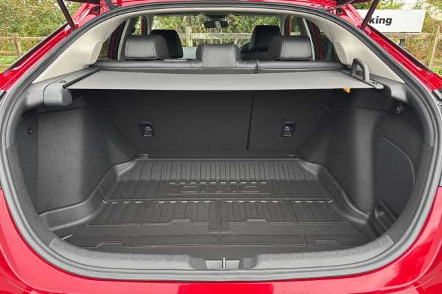 Honda Civic Hybrid 2.0 eHEV Advance eCVT 