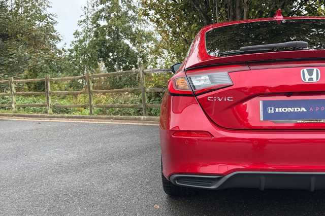 Honda Civic Hybrid 2.0 eHEV Advance eCVT 