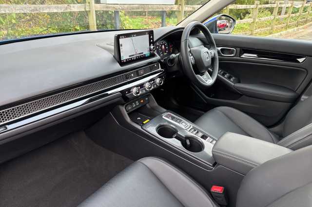 Honda Civic Hybrid 2.0 eHEV Advance eCVT 