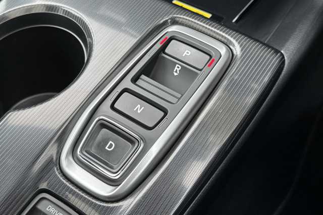 Honda Civic Hybrid 2.0 eHEV Advance eCVT 