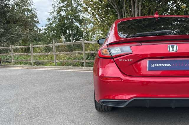 Honda Civic Hybrid 2.0 eHEV Advance eCVT 