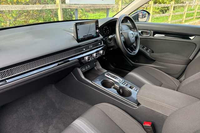 Honda Civic Hybrid 2.0 eHEV Elegance eCVT 