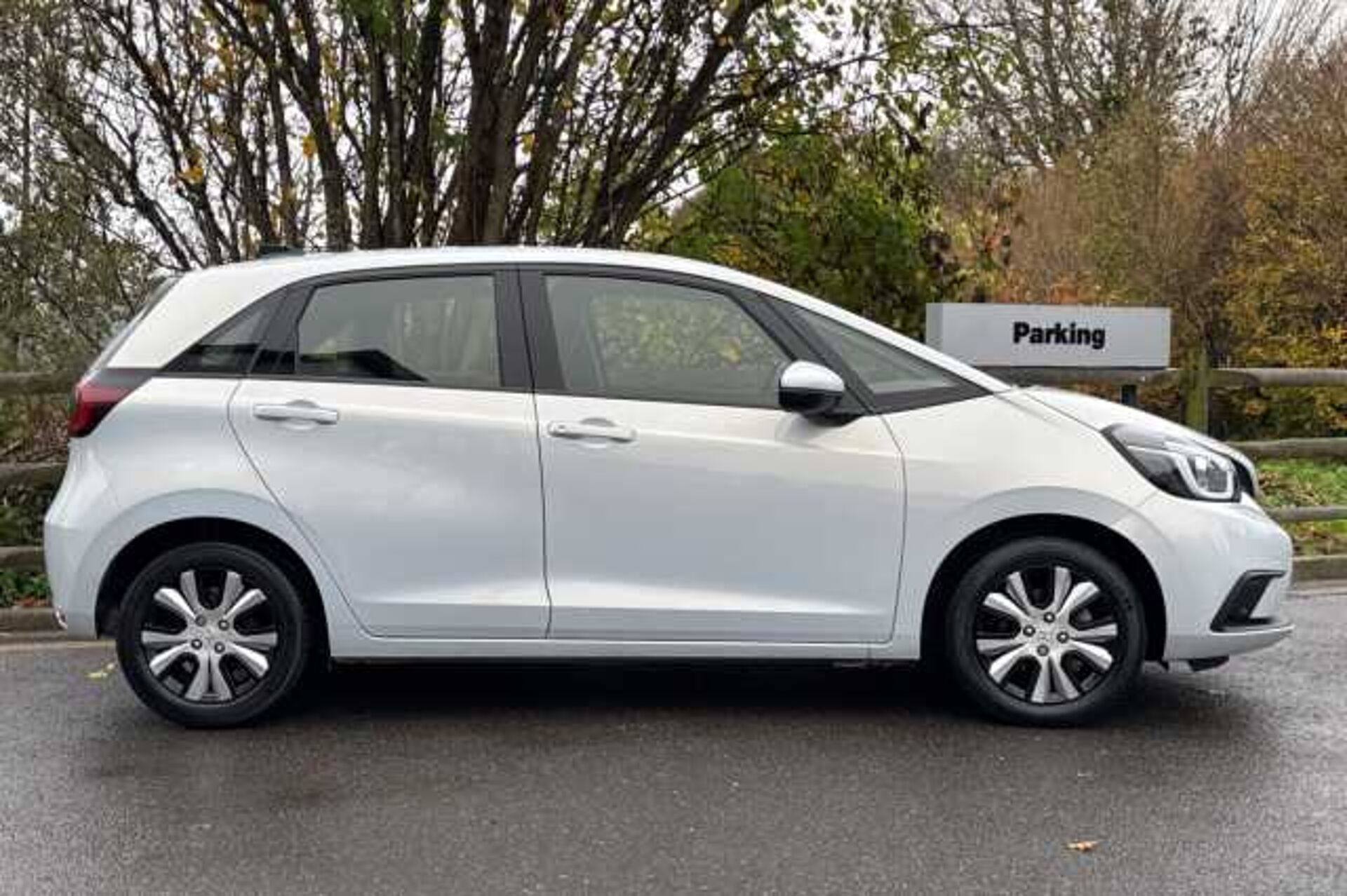 Honda Jazz Hybrid 1.5 i-MMD SR eCVT 