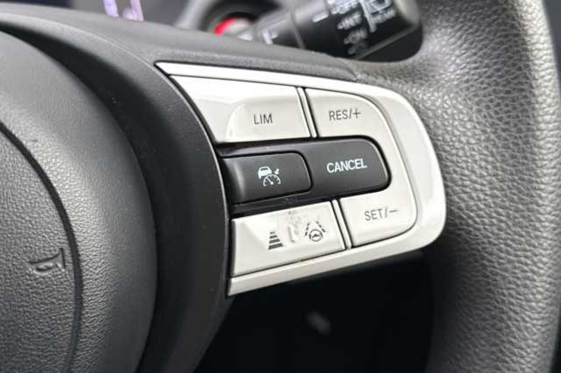 Honda Jazz Hybrid 1.5 i-MMD SR eCVT 