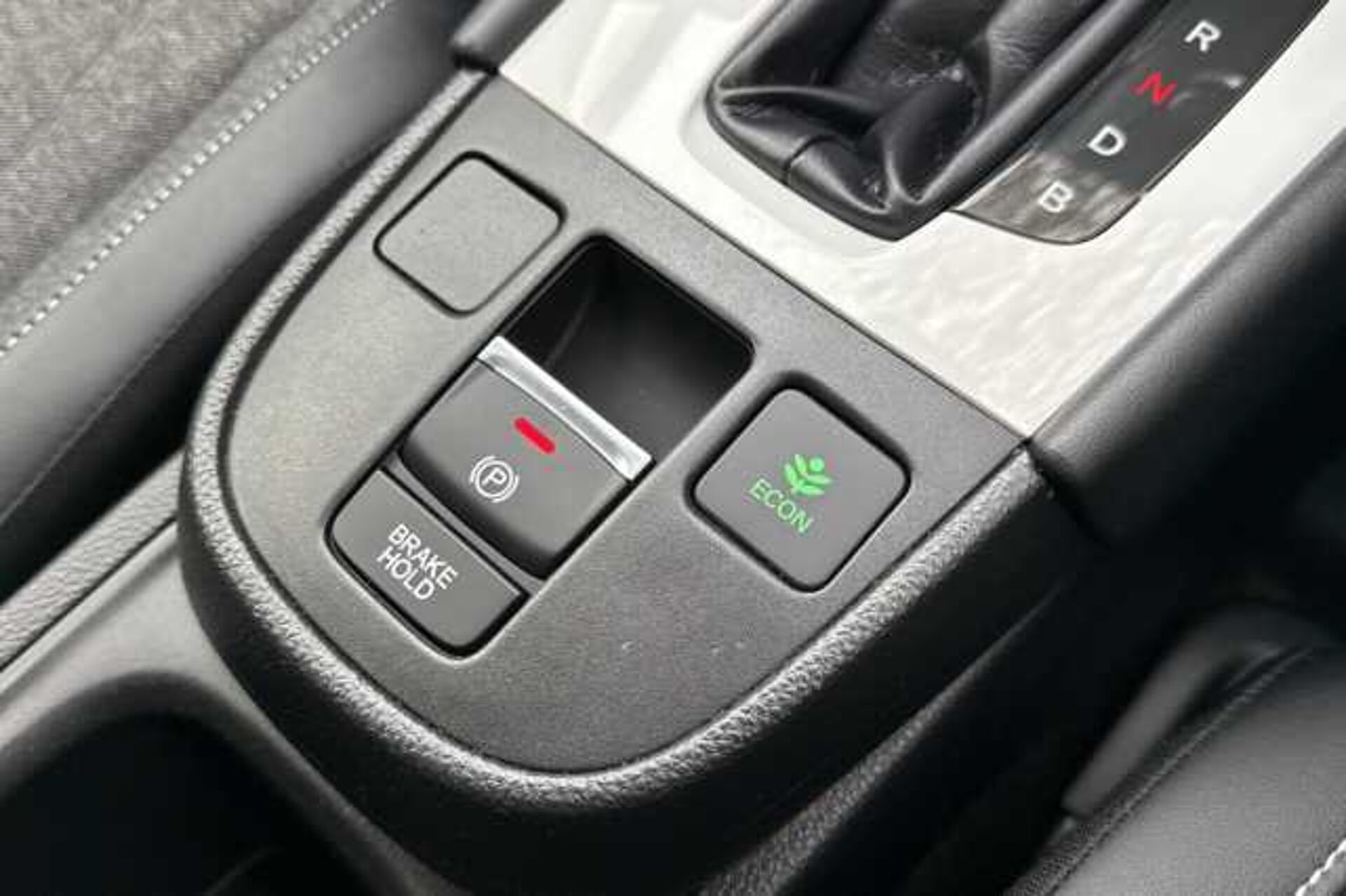 Honda Jazz Hybrid 1.5 i-MMD SR eCVT 