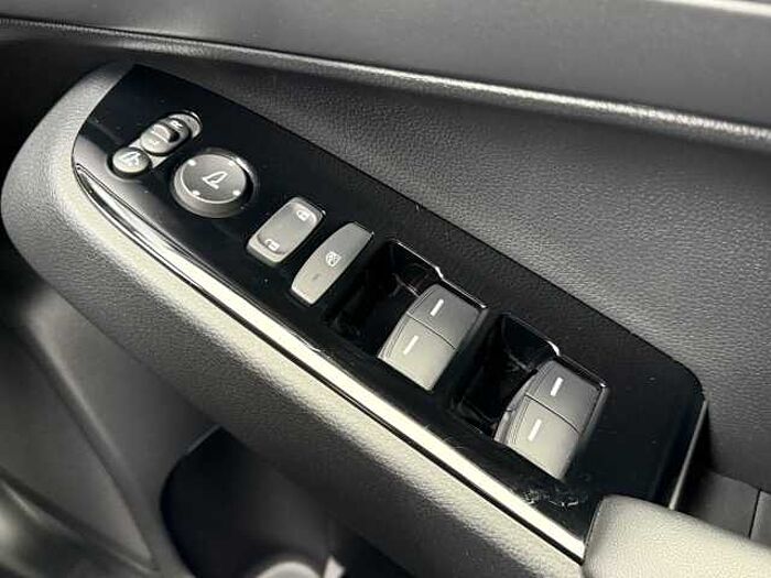 Honda HR-V Hybrid 1.5 eHEV Advance eCVT 