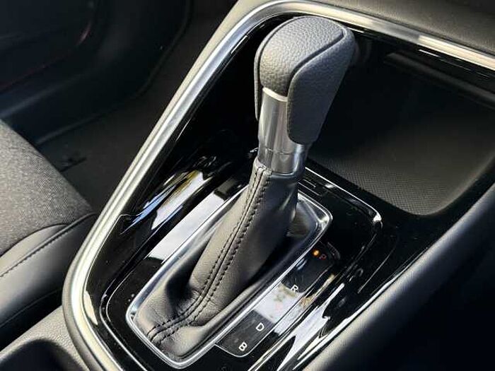 Honda HR-V Hybrid 1.5 eHEV Advance eCVT 