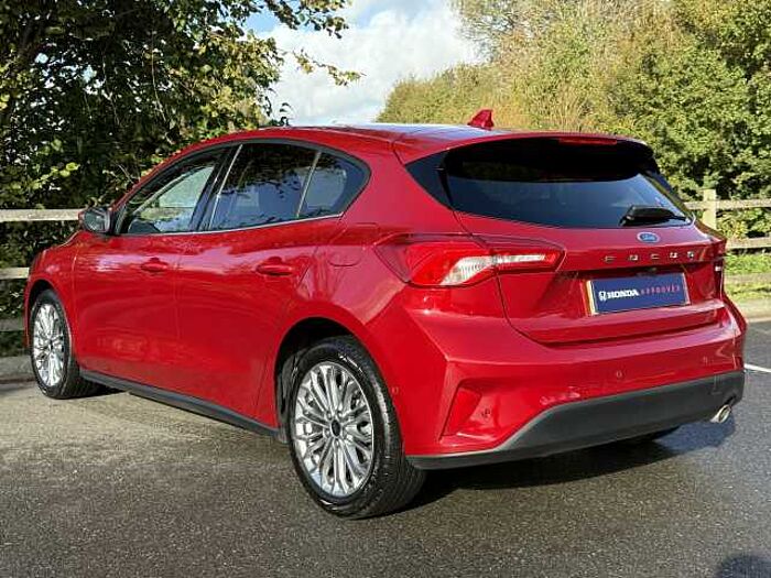 Ford Focus 1.0 EcoBoost Hybrid mHEV 155 Titanium X Ed Manual 