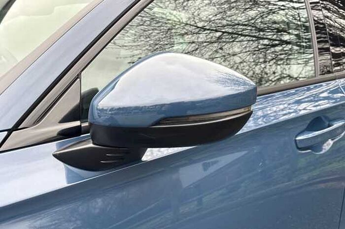 Honda Civic Hybrid 2.0 eHEV Advance eCVT 