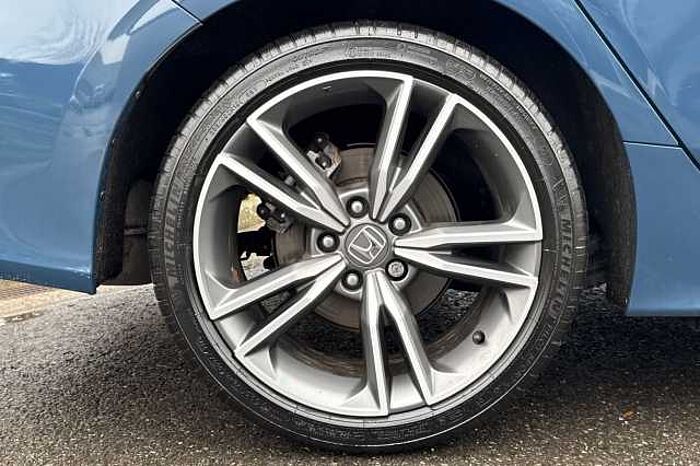 Honda Civic Hybrid 2.0 eHEV Advance eCVT 