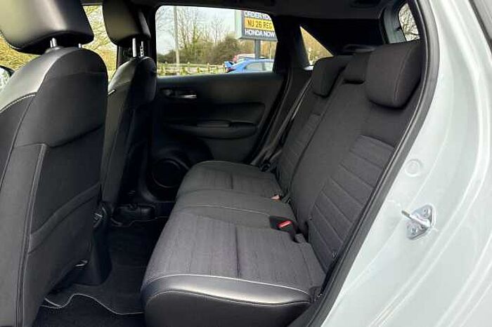 Honda Jazz Hybrid 1.5 i-MMD Crosstar Advance eCVT 