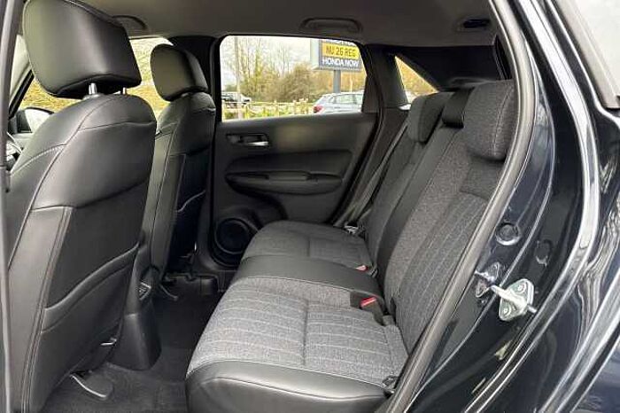 Honda Jazz Hybrid 1.5 i-MMD Advance eCVT 