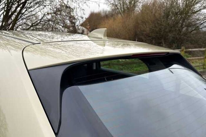 Honda HR-V e:HEV 1.5 eHEV Elegance eCVT 