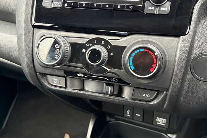 Honda Jazz 1.3 i-VTEC S Manual 